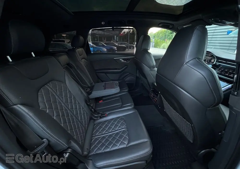AUDI SQ7 TFSI quattro tiptronic