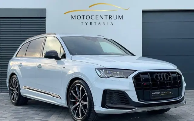 AUDI SQ7 TFSI quattro tiptronic