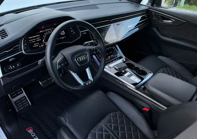 AUDI SQ7 TFSI quattro tiptronic