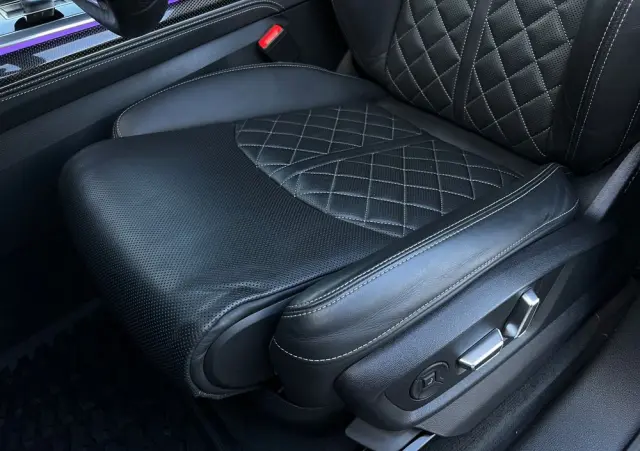 AUDI SQ7 TFSI quattro tiptronic