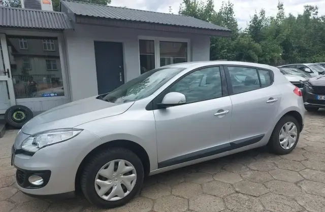 RENAULT Megane 