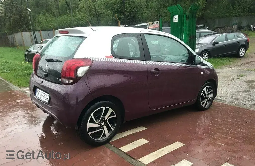 PEUGEOT 108 