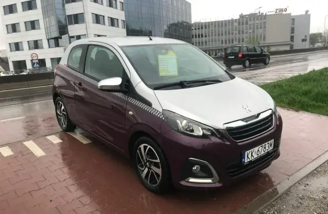 PEUGEOT 108 