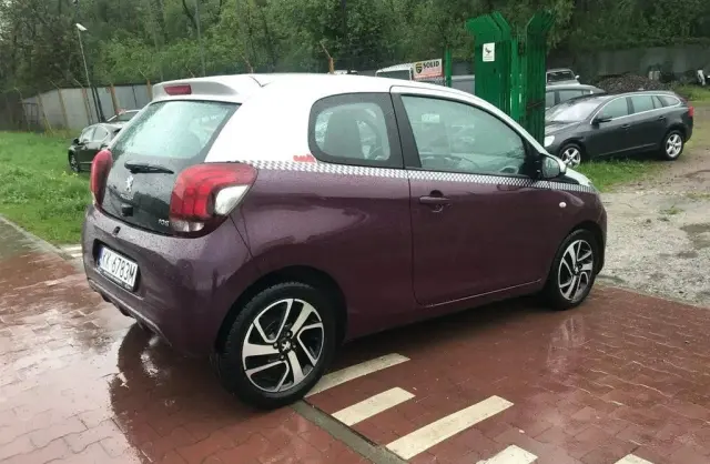 PEUGEOT 108 