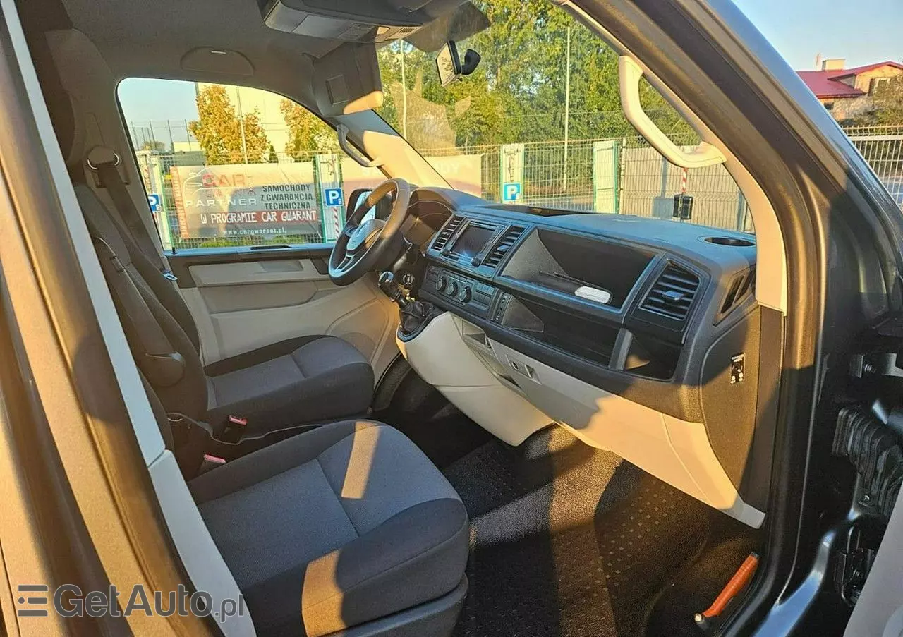 VOLKSWAGEN Transporter 