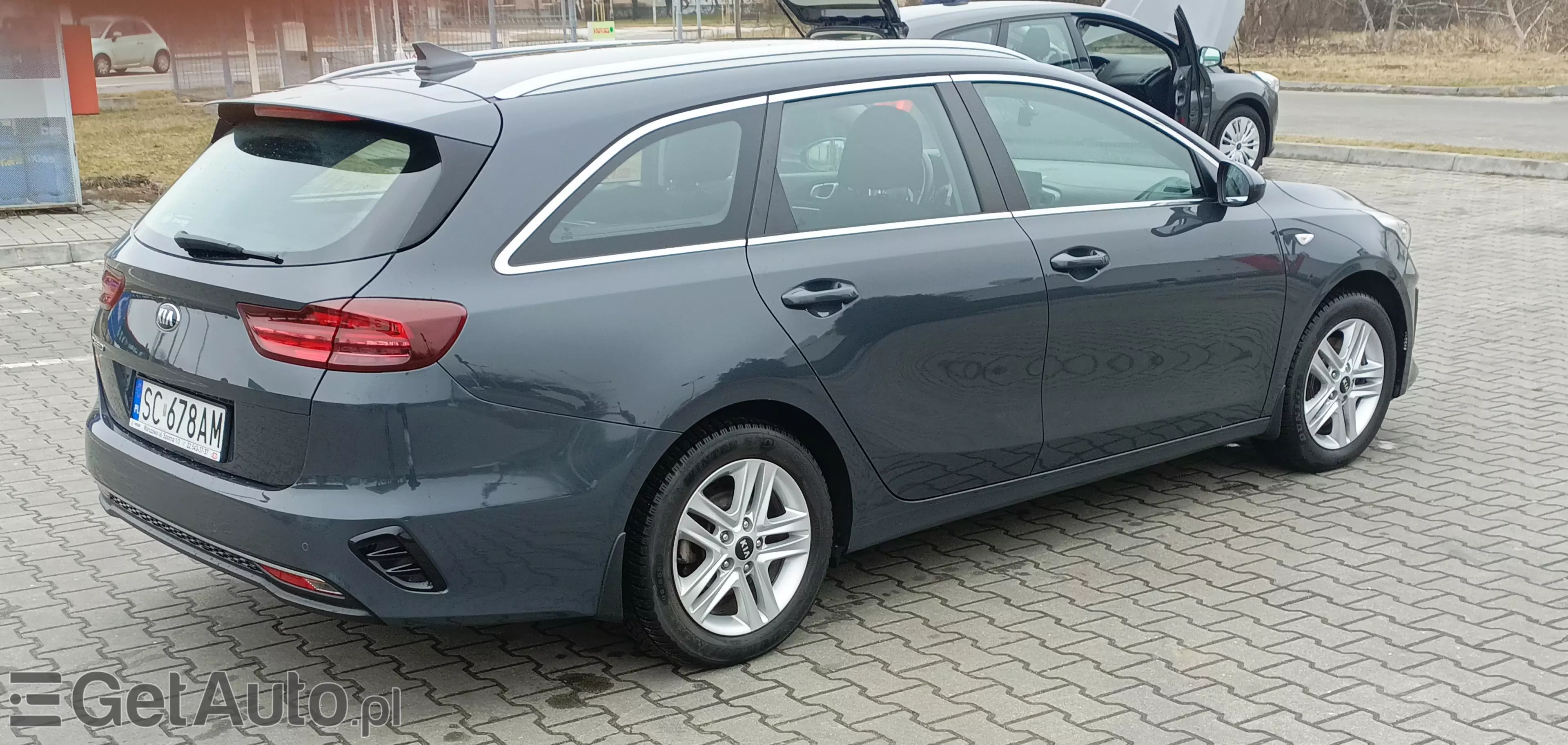 KIA Ceed M
