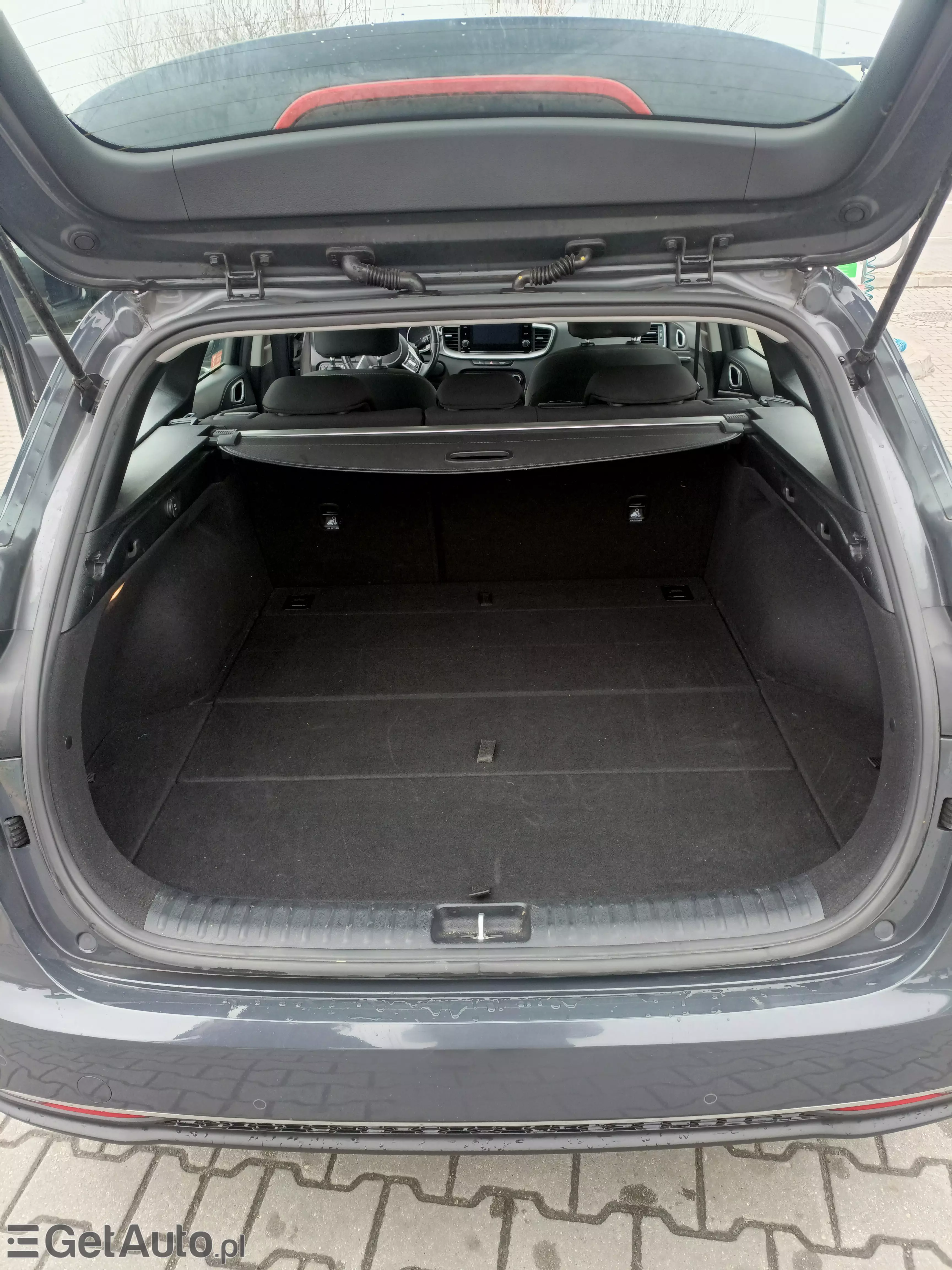 KIA Ceed M