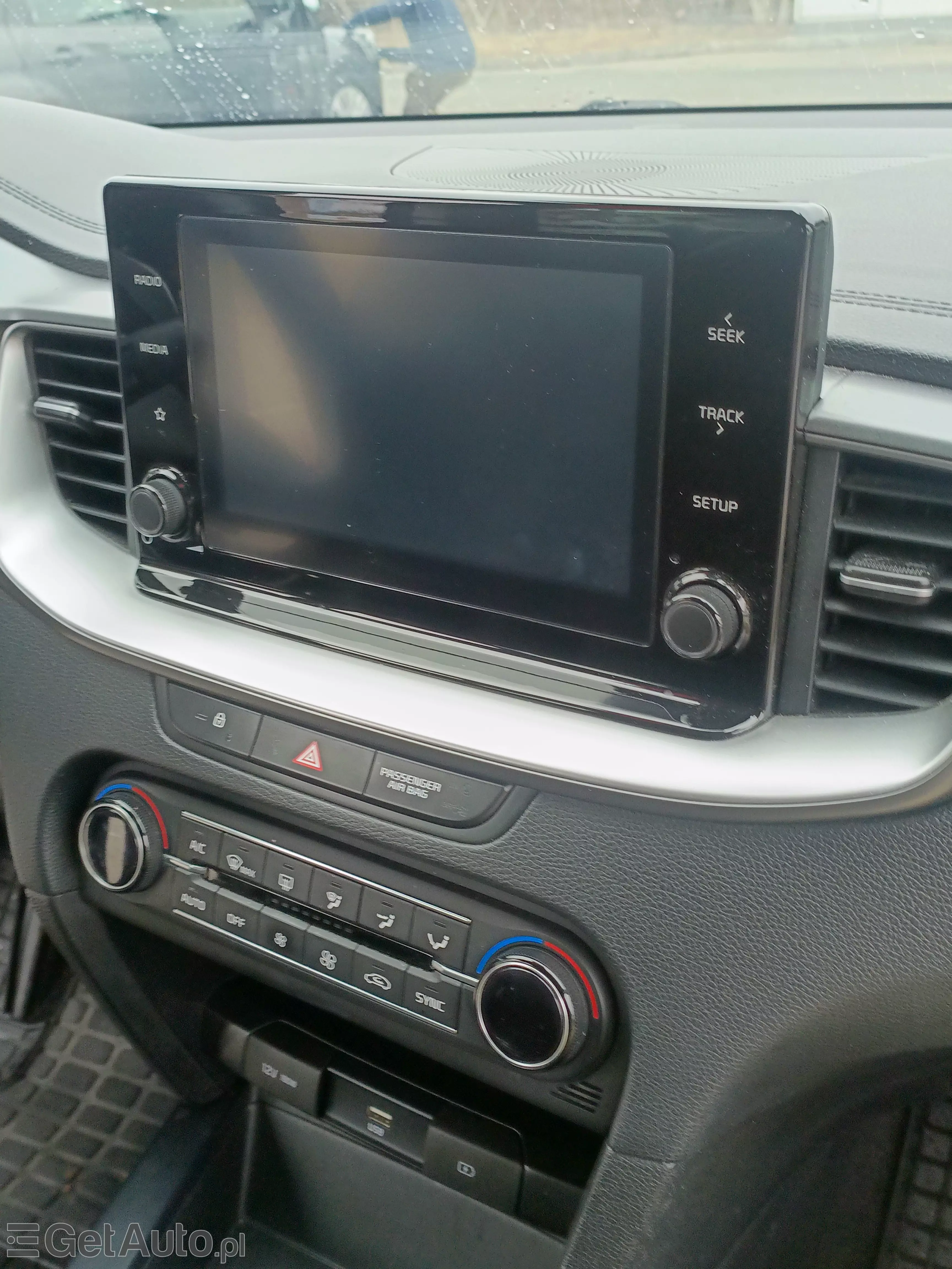 KIA Ceed M