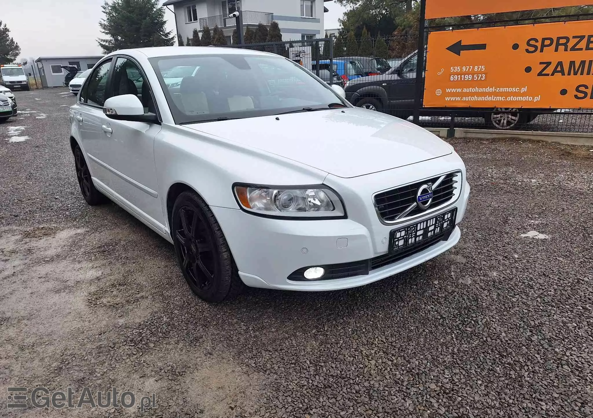 VOLVO S40 