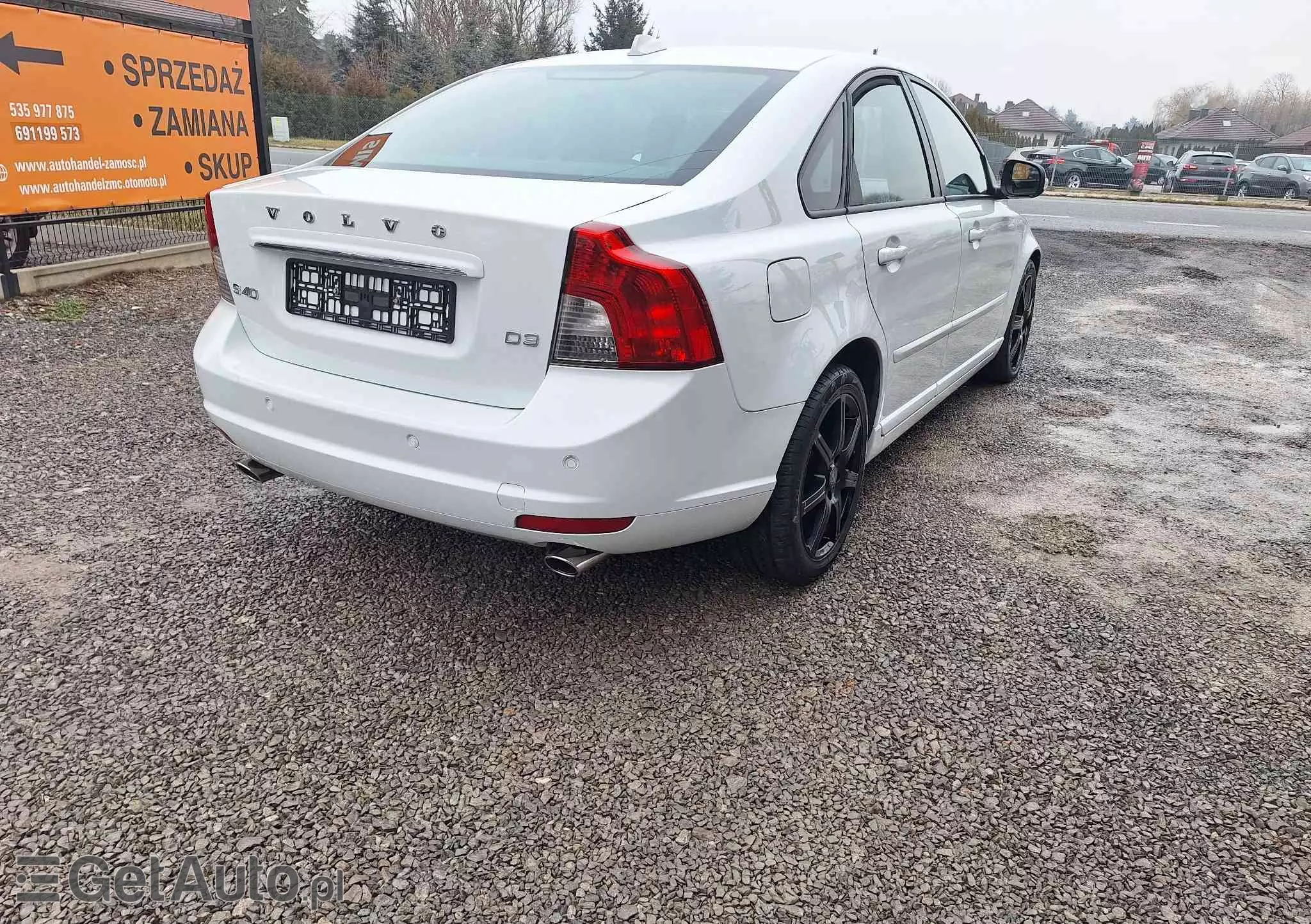 VOLVO S40 