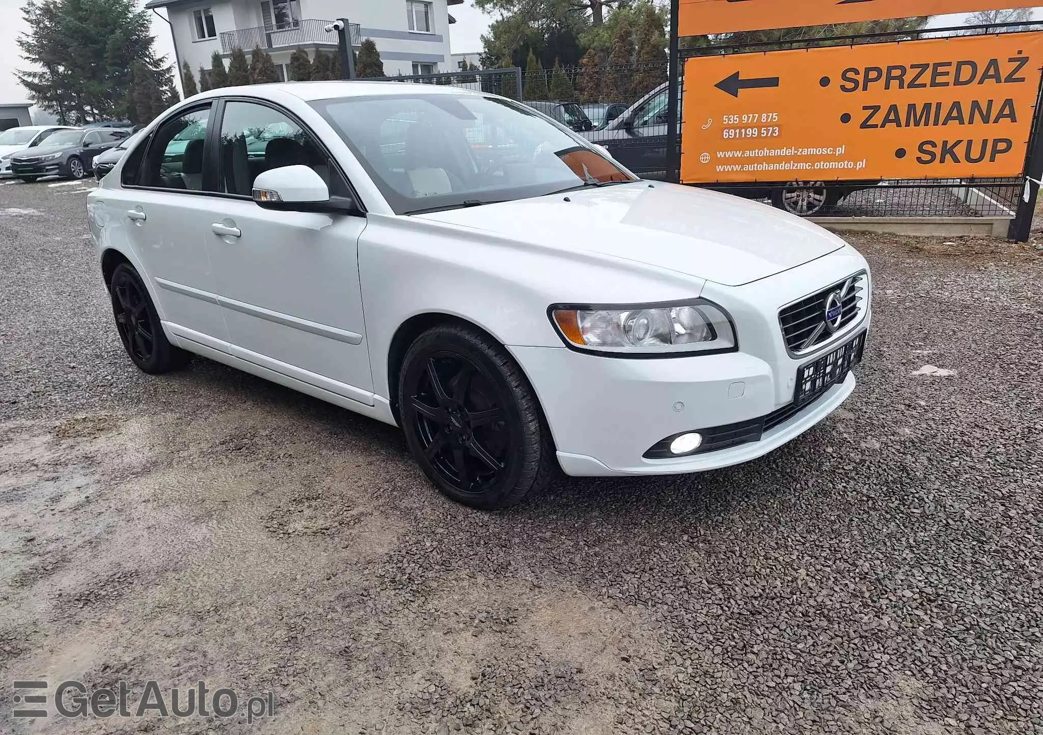 VOLVO S40 