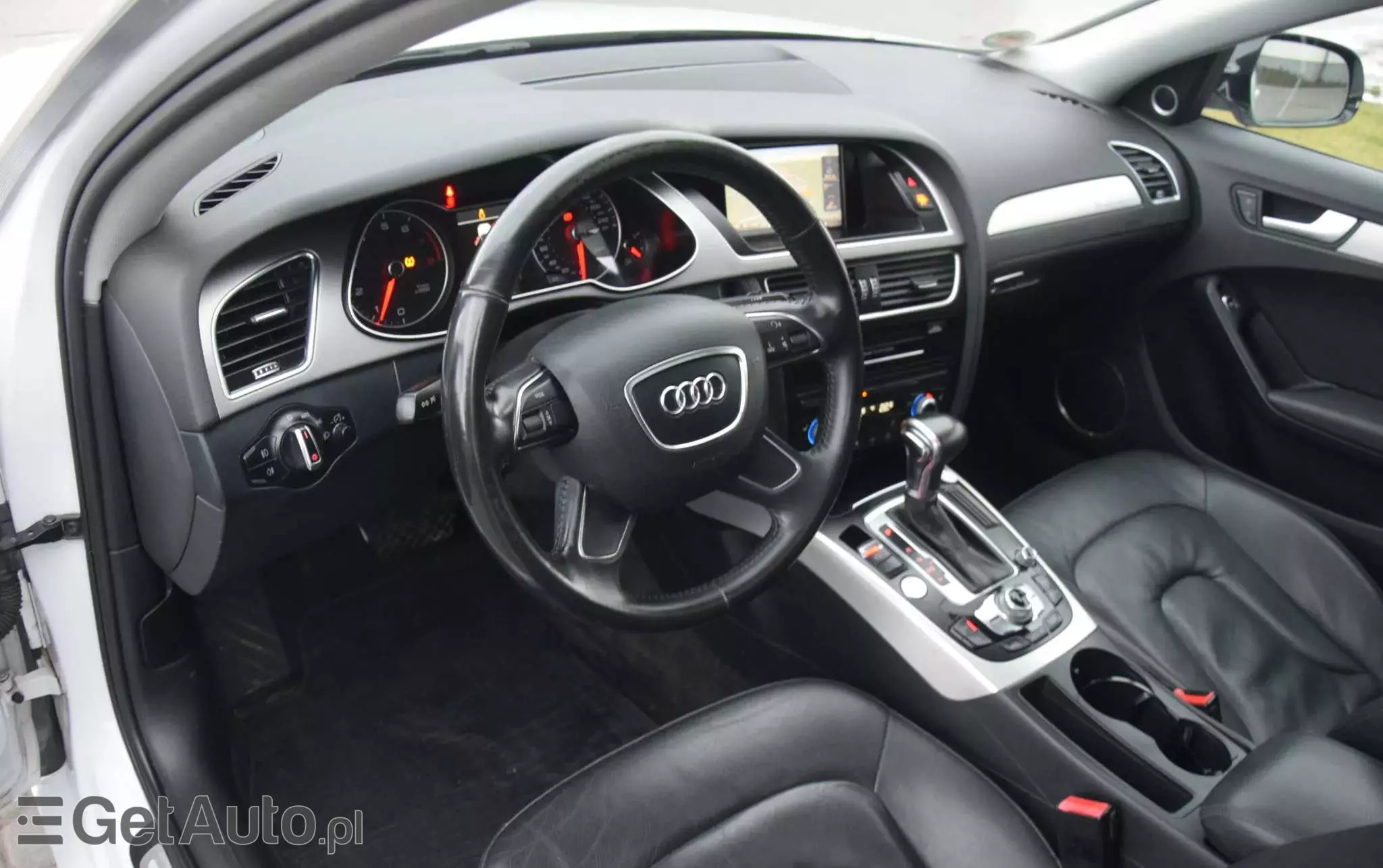 AUDI A4 Avant 2.0 TFSI quattro S tronic S line Sportpaket (plus)