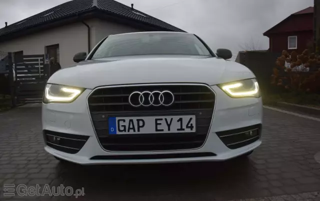 AUDI A4 Avant 2.0 TFSI quattro S tronic S line Sportpaket (plus)