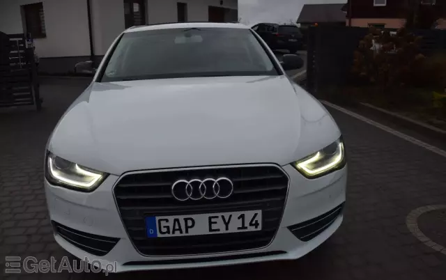 AUDI A4 Avant 2.0 TFSI quattro S tronic S line Sportpaket (plus)