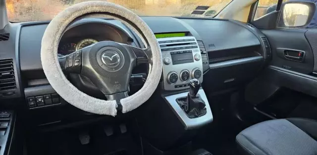 MAZDA 5 