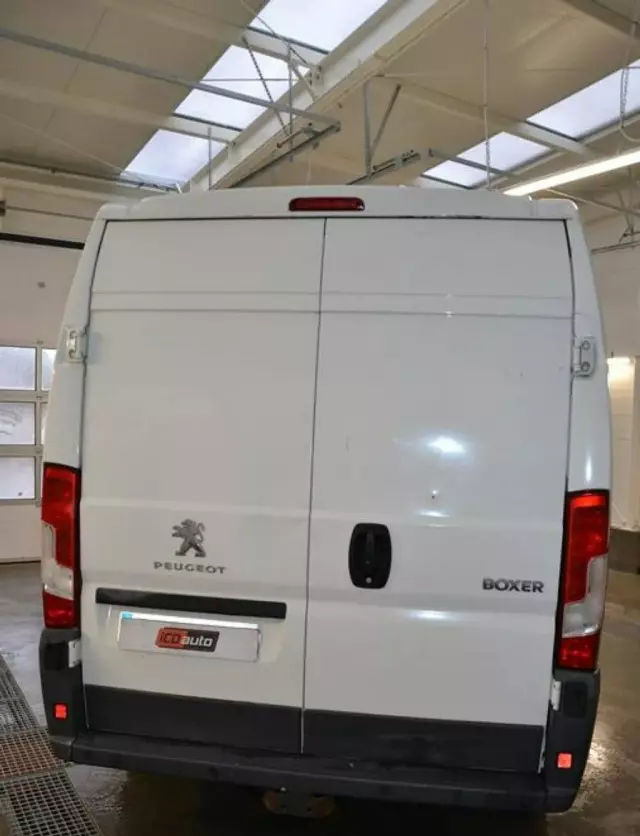 PEUGEOT Boxer 