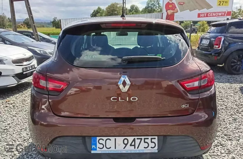 RENAULT Clio 
