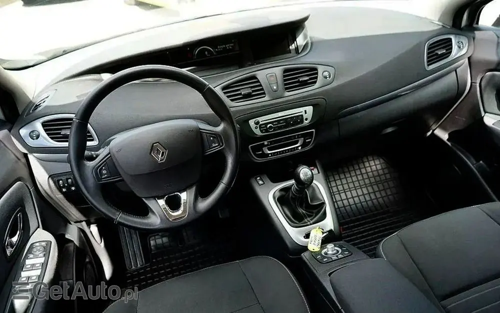 RENAULT Scenic 1.5 dCi Limited