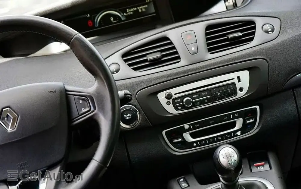 RENAULT Scenic 1.5 dCi Limited