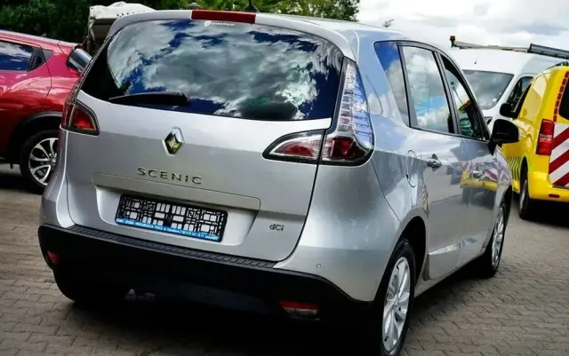 RENAULT Scenic 1.5 dCi Limited