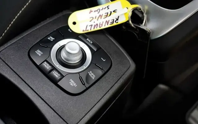 RENAULT Scenic 1.5 dCi Limited