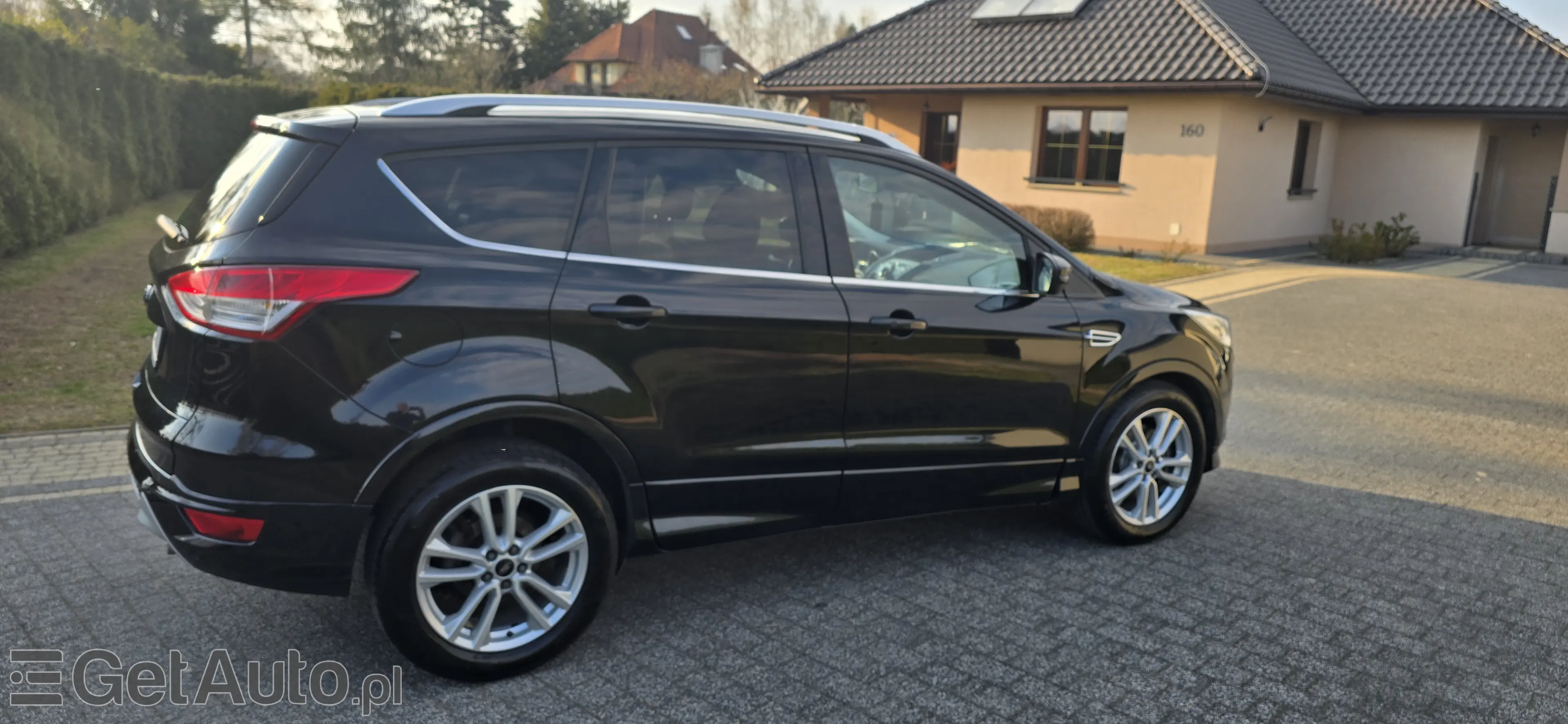 FORD Kuga Titanium Plus 4WD Powershift