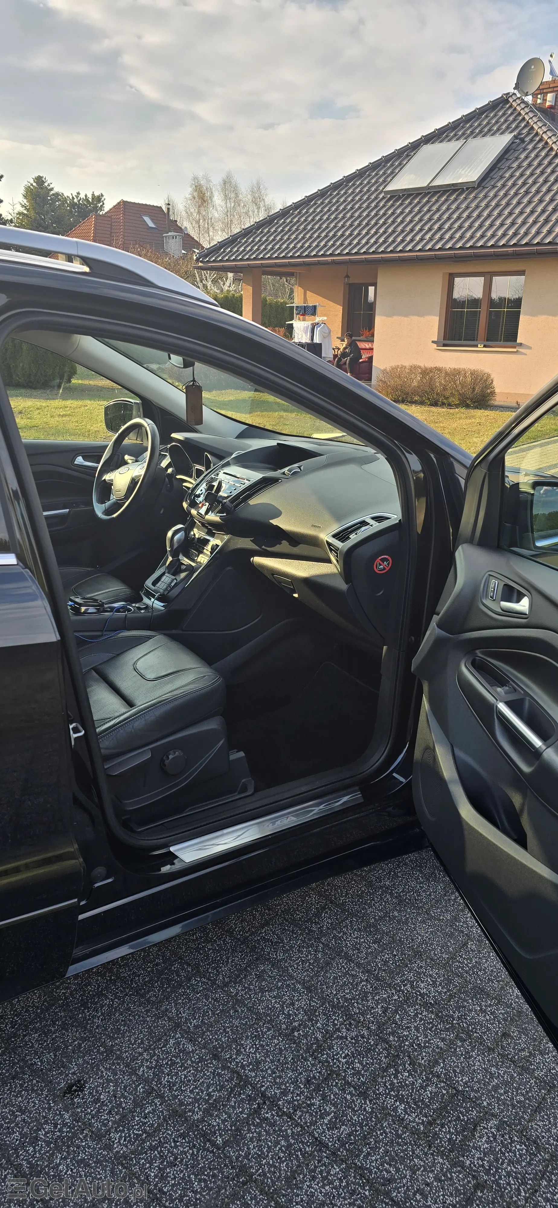 FORD Kuga Titanium Plus 4WD Powershift