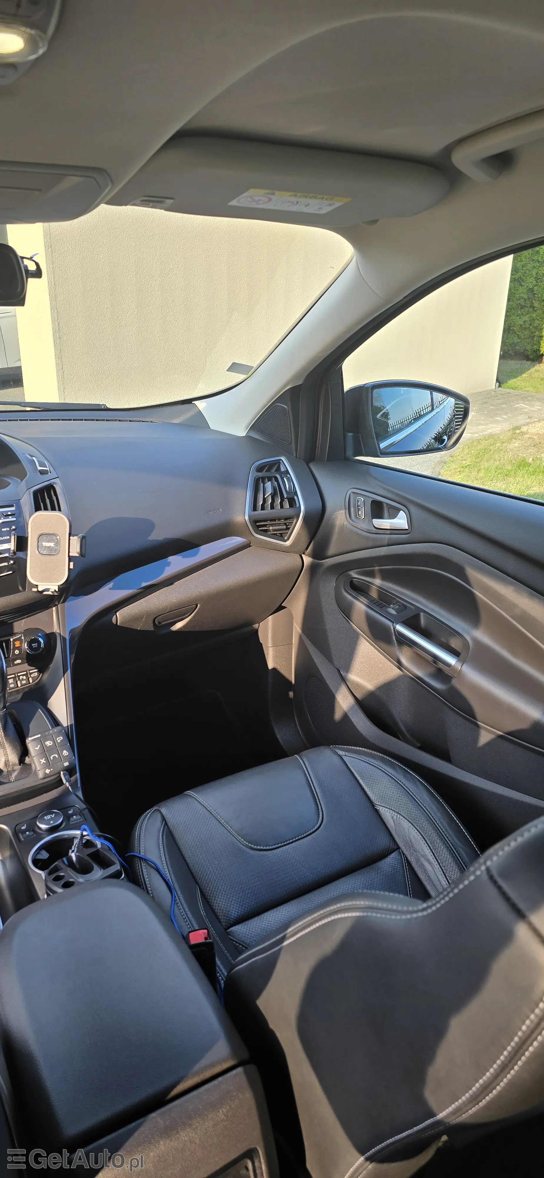 FORD Kuga Titanium Plus 4WD Powershift