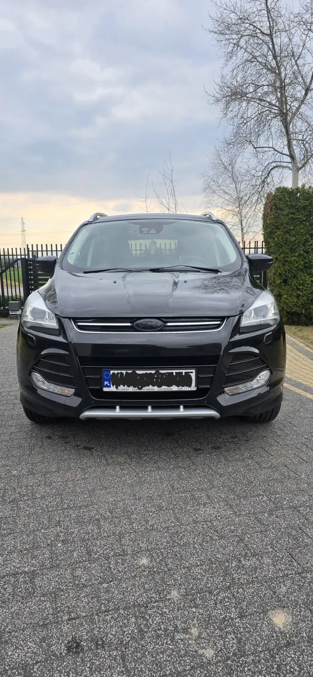FORD Kuga Titanium Plus 4WD Powershift