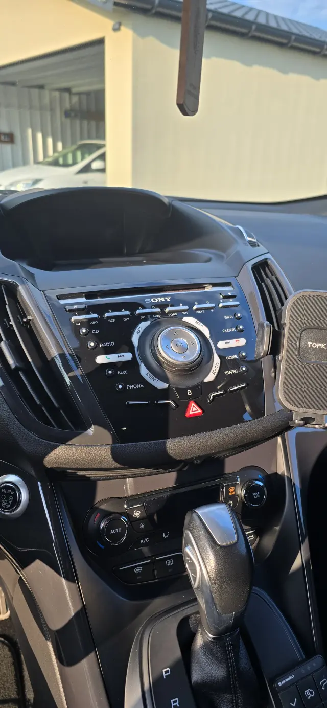 FORD Kuga Titanium Plus 4WD Powershift