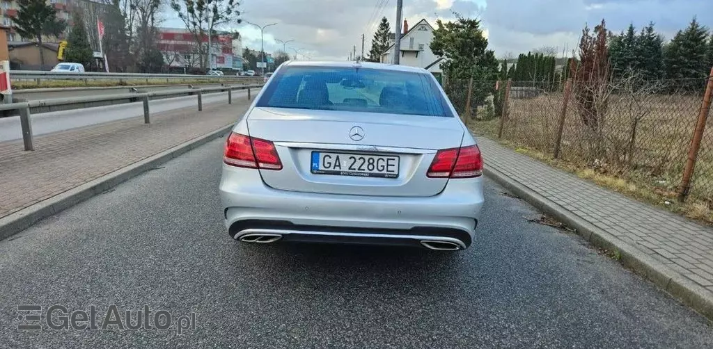 MERCEDES-BENZ Klasa E 