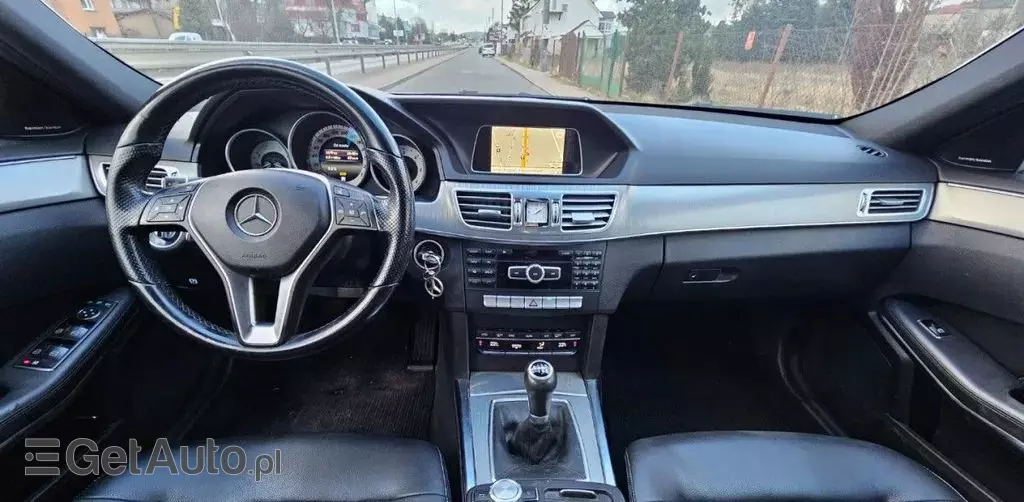 MERCEDES-BENZ Klasa E 