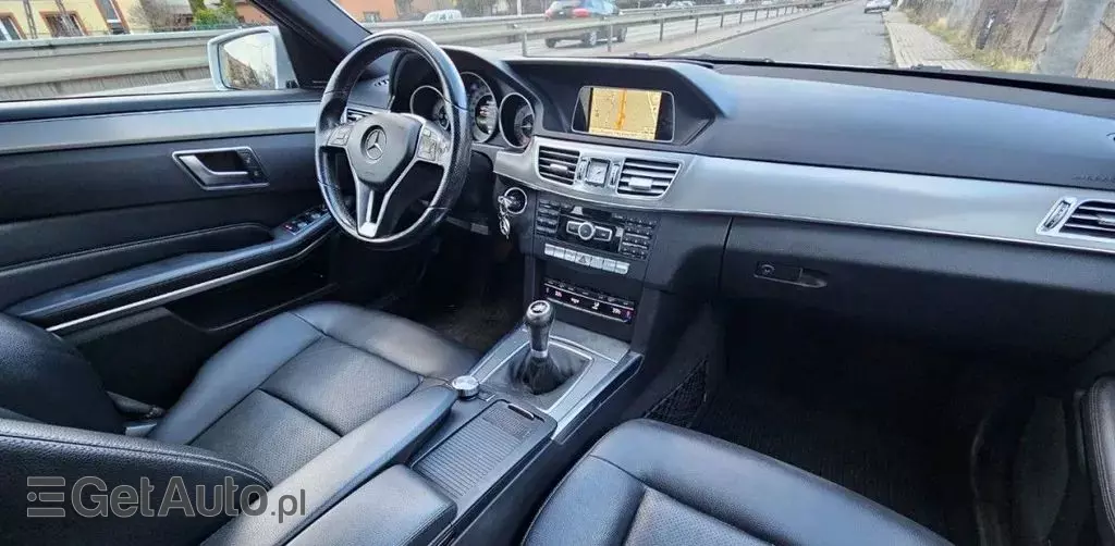 MERCEDES-BENZ Klasa E 