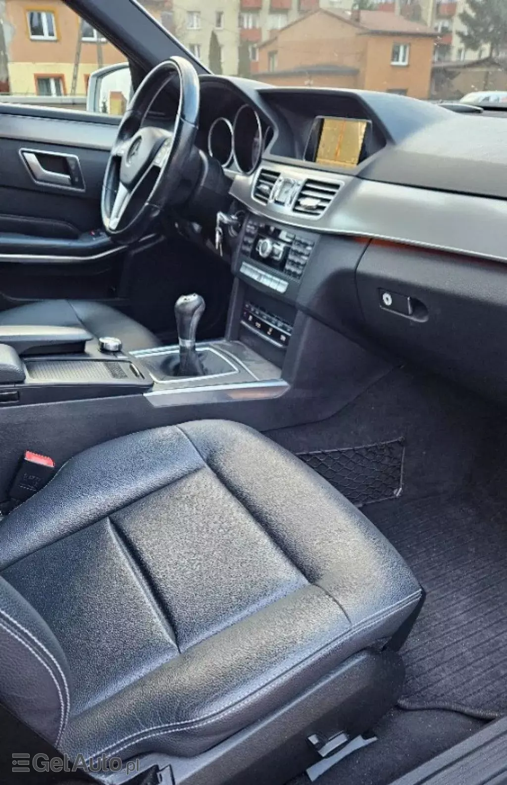 MERCEDES-BENZ Klasa E 