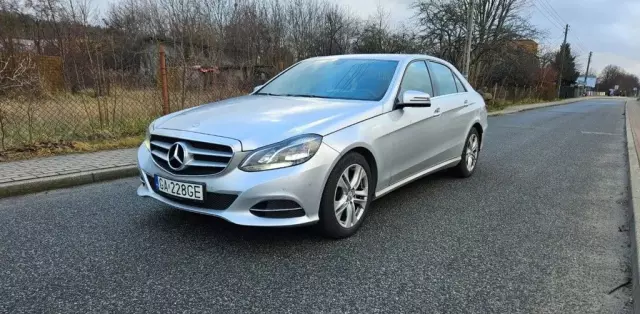MERCEDES-BENZ Klasa E 