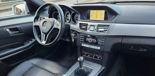 MERCEDES-BENZ Klasa E 