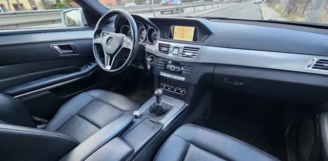 MERCEDES-BENZ Klasa E 