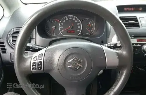 SUZUKI SX4 