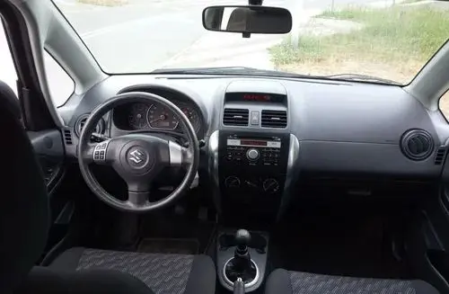 SUZUKI SX4 