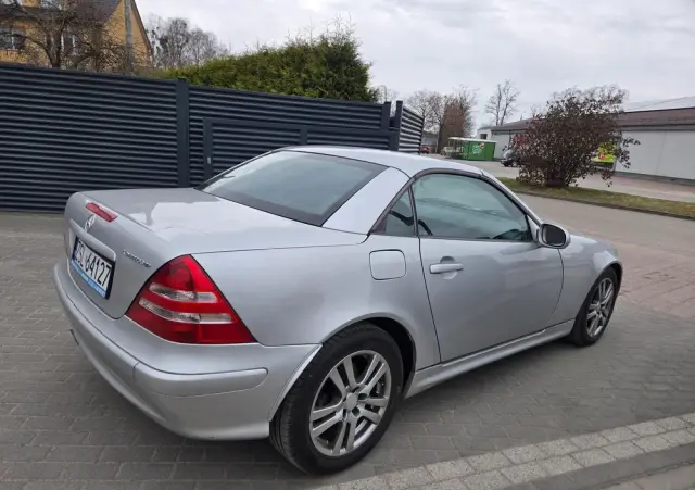 MERCEDES-BENZ SLK 