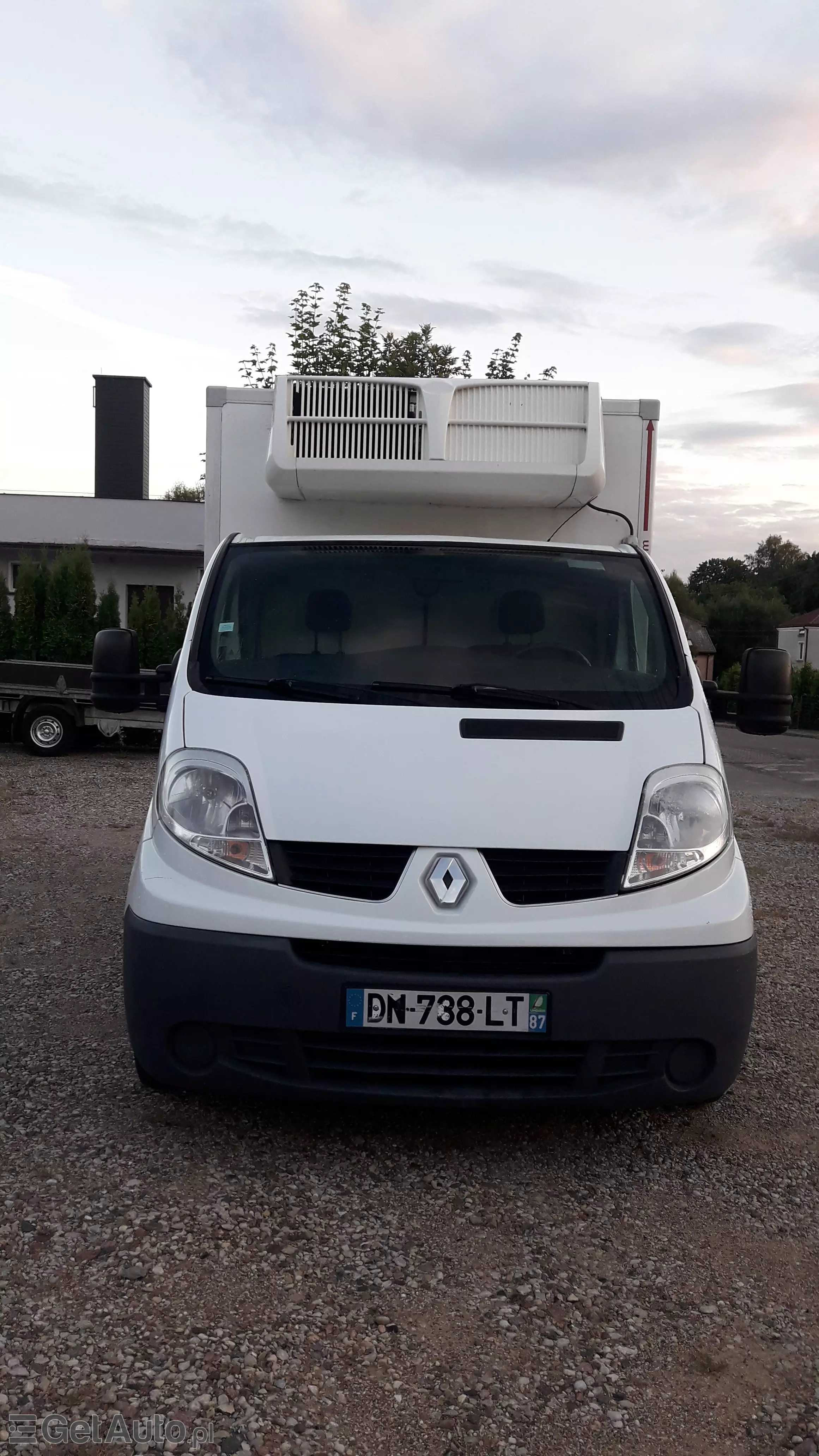 RENAULT Trafic 