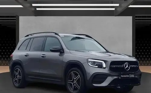 MERCEDES-BENZ GLB 