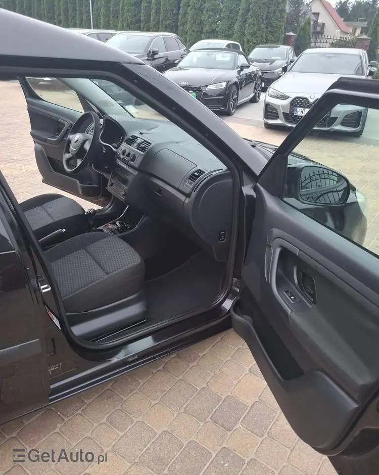 SKODA Roomster 