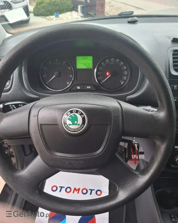 SKODA Roomster 