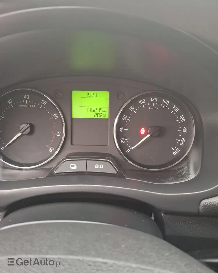 SKODA Roomster 