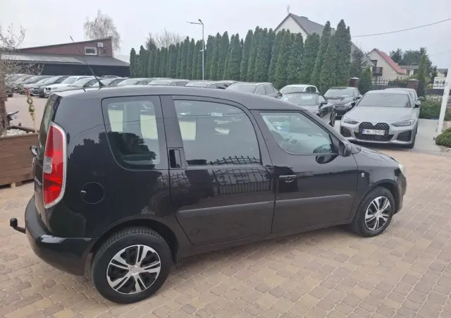 SKODA Roomster 