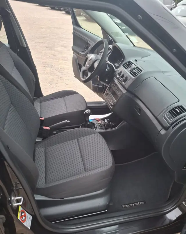 SKODA Roomster 
