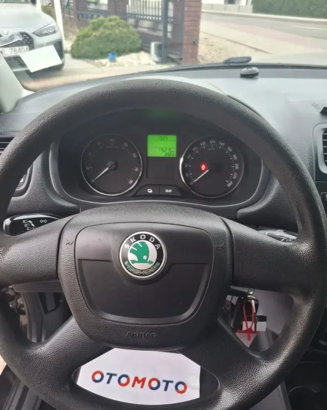 SKODA Roomster 