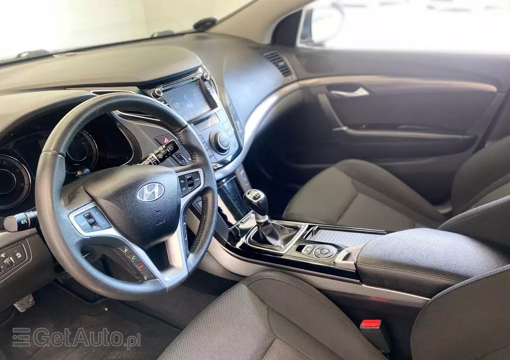 HYUNDAI I40 1.7 CRDi Comfort +