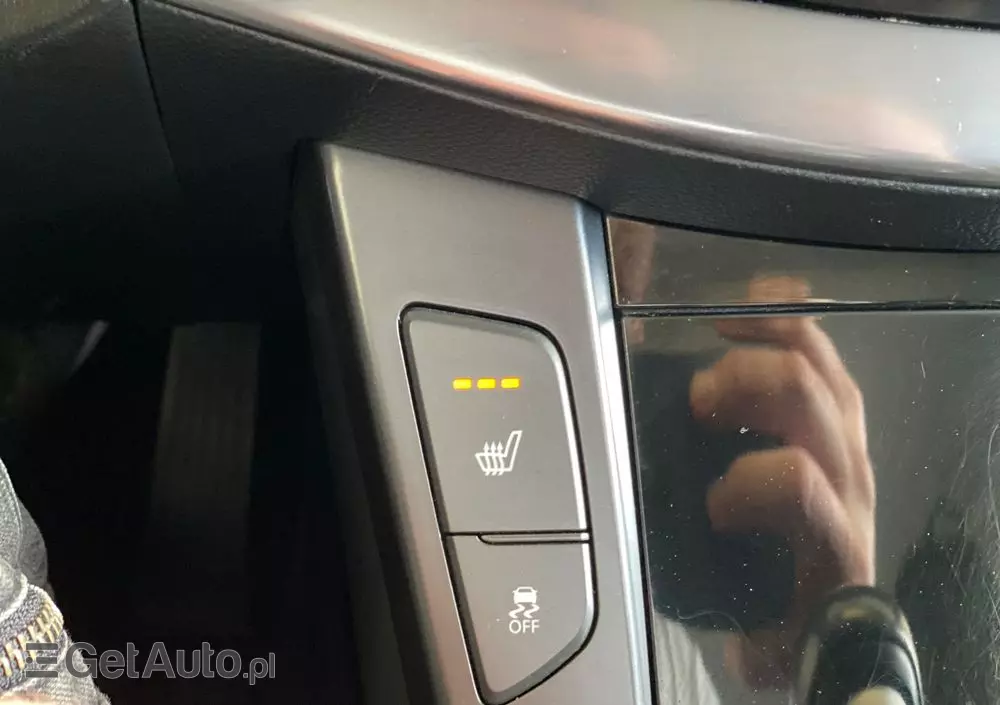 HYUNDAI I40 1.7 CRDi Comfort +